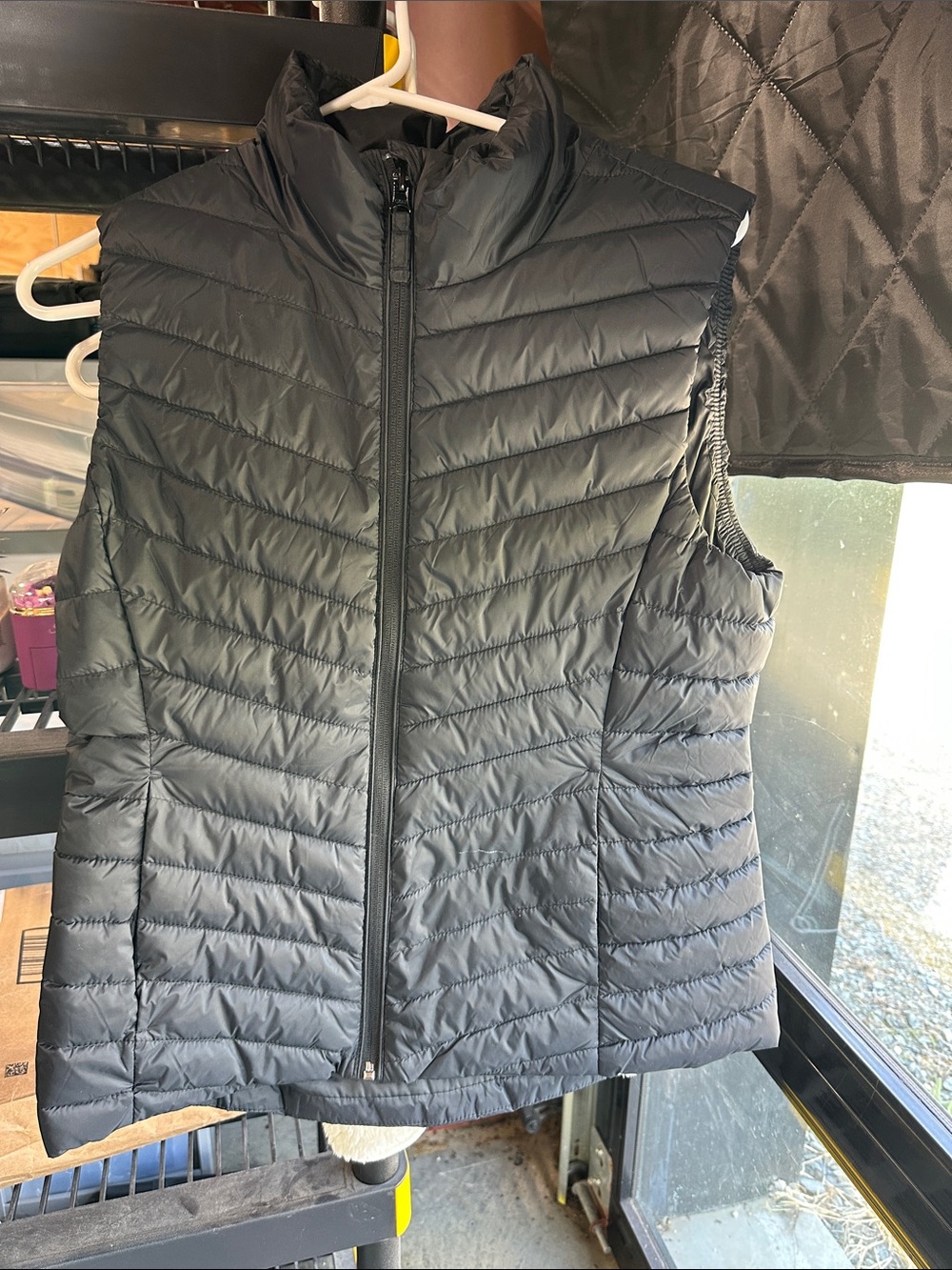 Old Navy Active Black Quilted Puffer Vest